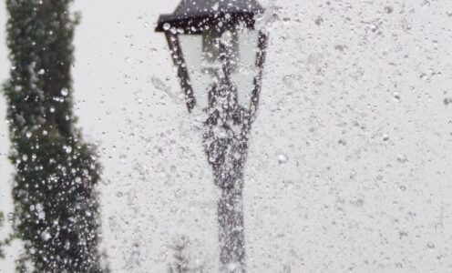 Raindrops for a Lampost